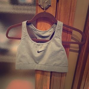 GUC - Nike Bra